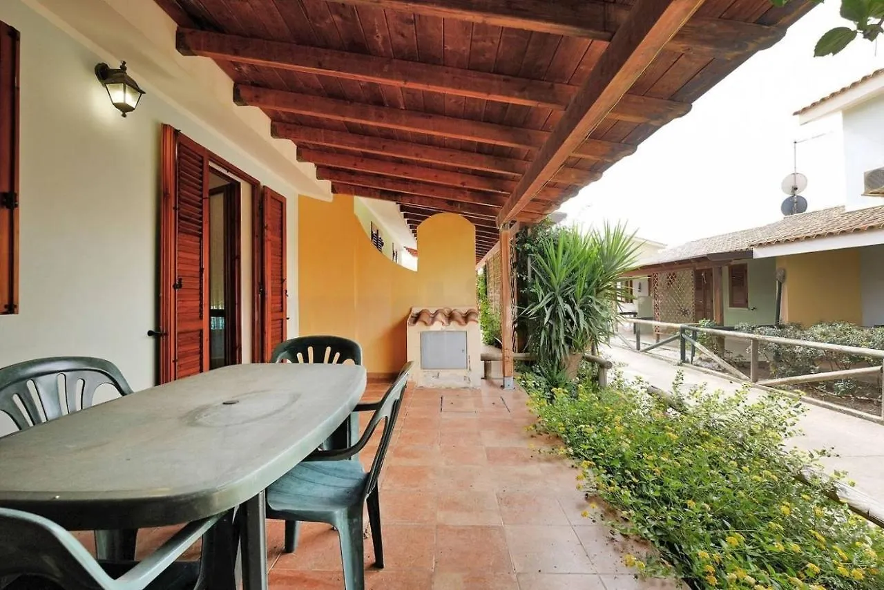 Casa Vacanza Mika Sant'Anna Arresi 0*,  Italy